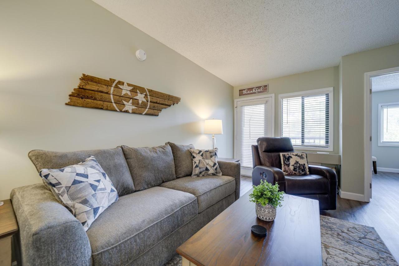 Stylish Gatlinburg Condo With Pool Walk Downtown! Экстерьер фото