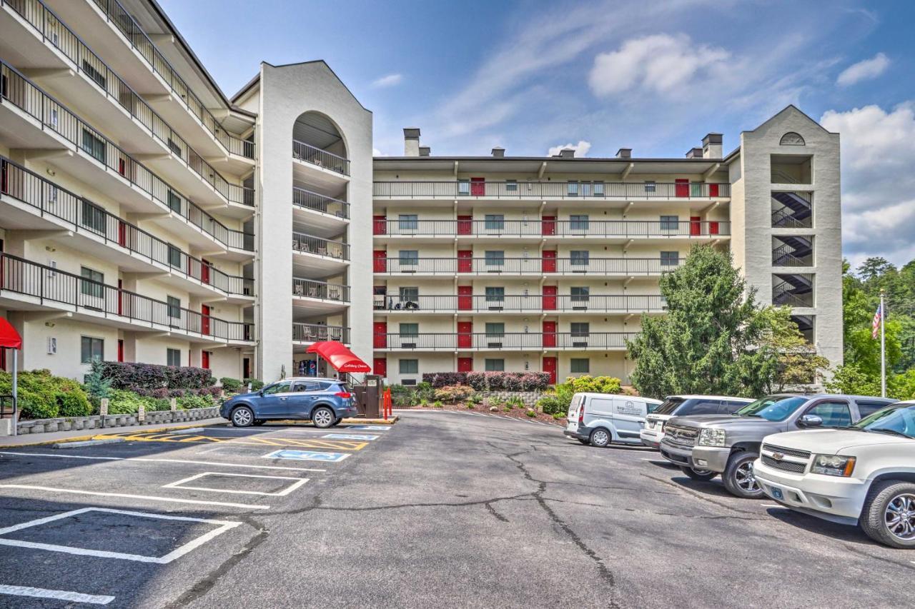 Stylish Gatlinburg Condo With Pool Walk Downtown! Экстерьер фото